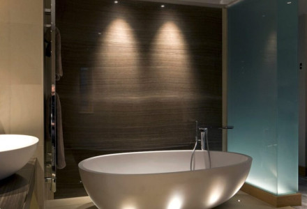 5 sfaturi pentru imbunatatirea iluminarii in baie
